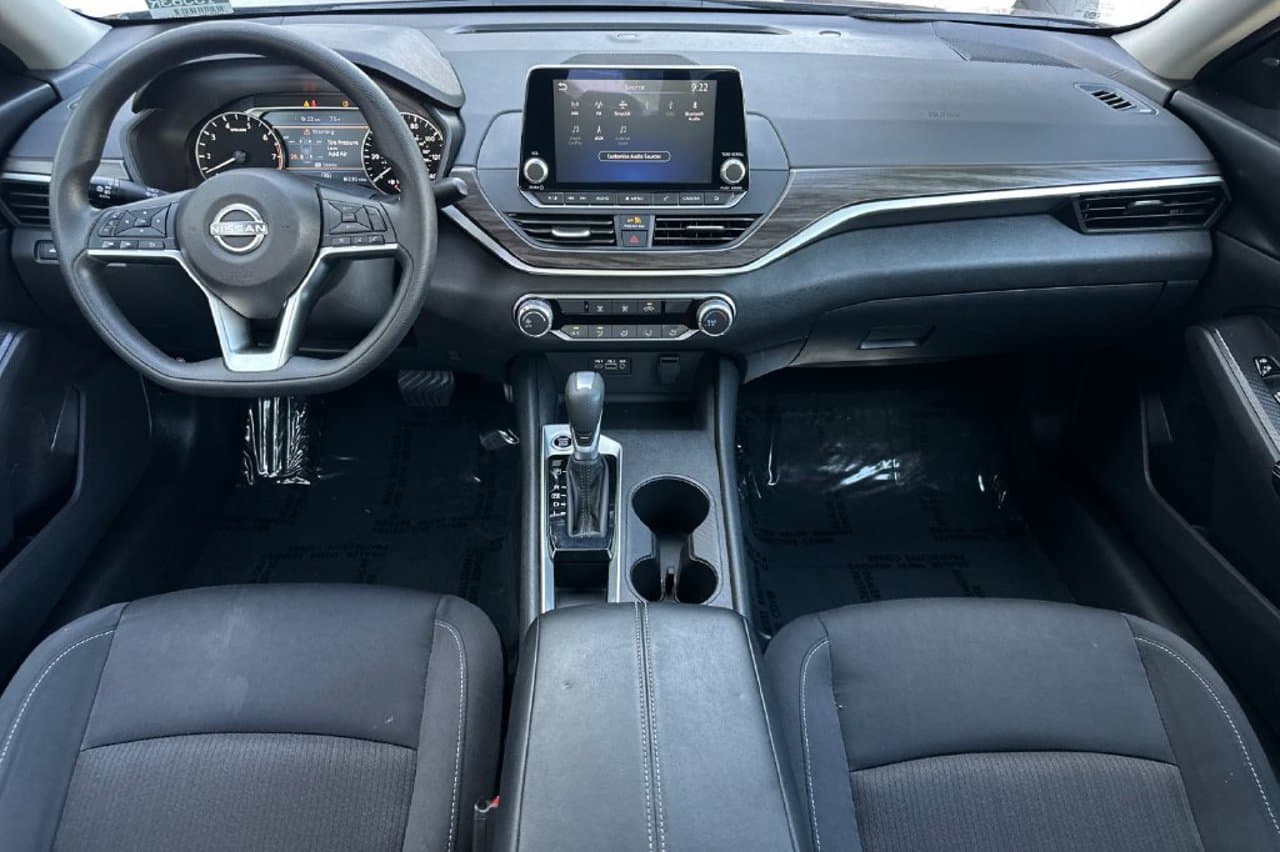 2025 Nissan Altima SV 11