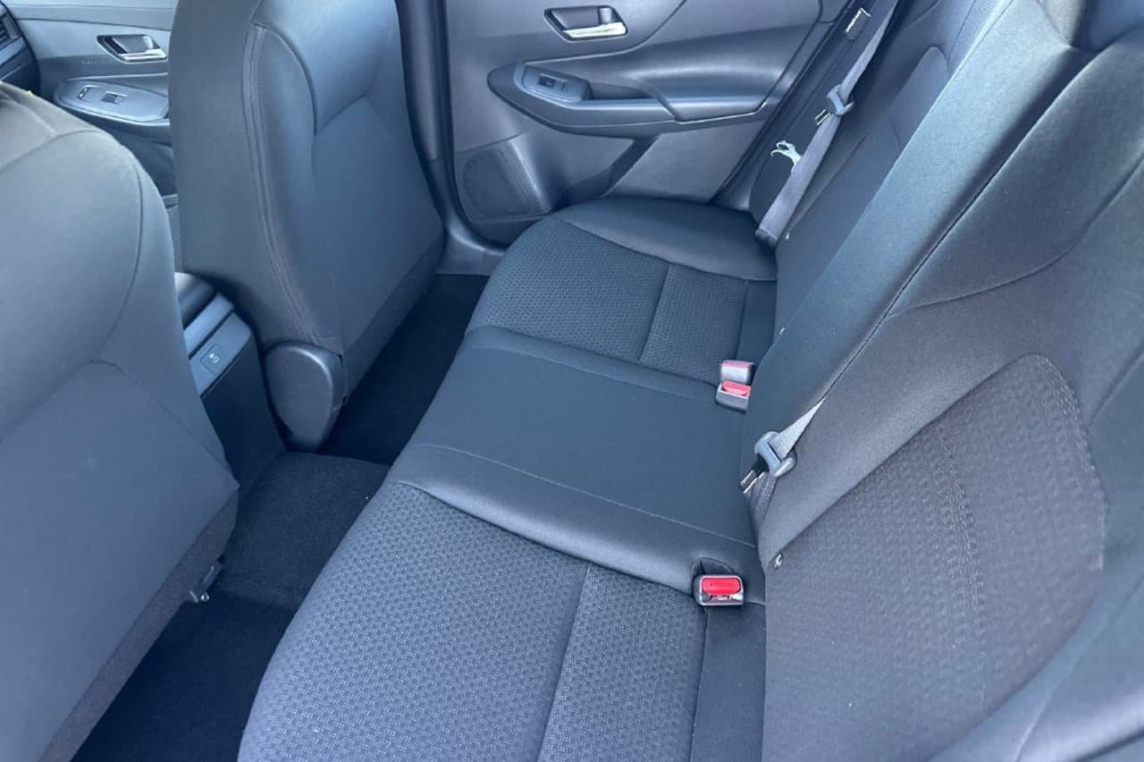 2027 Nissan Sentra S 9
