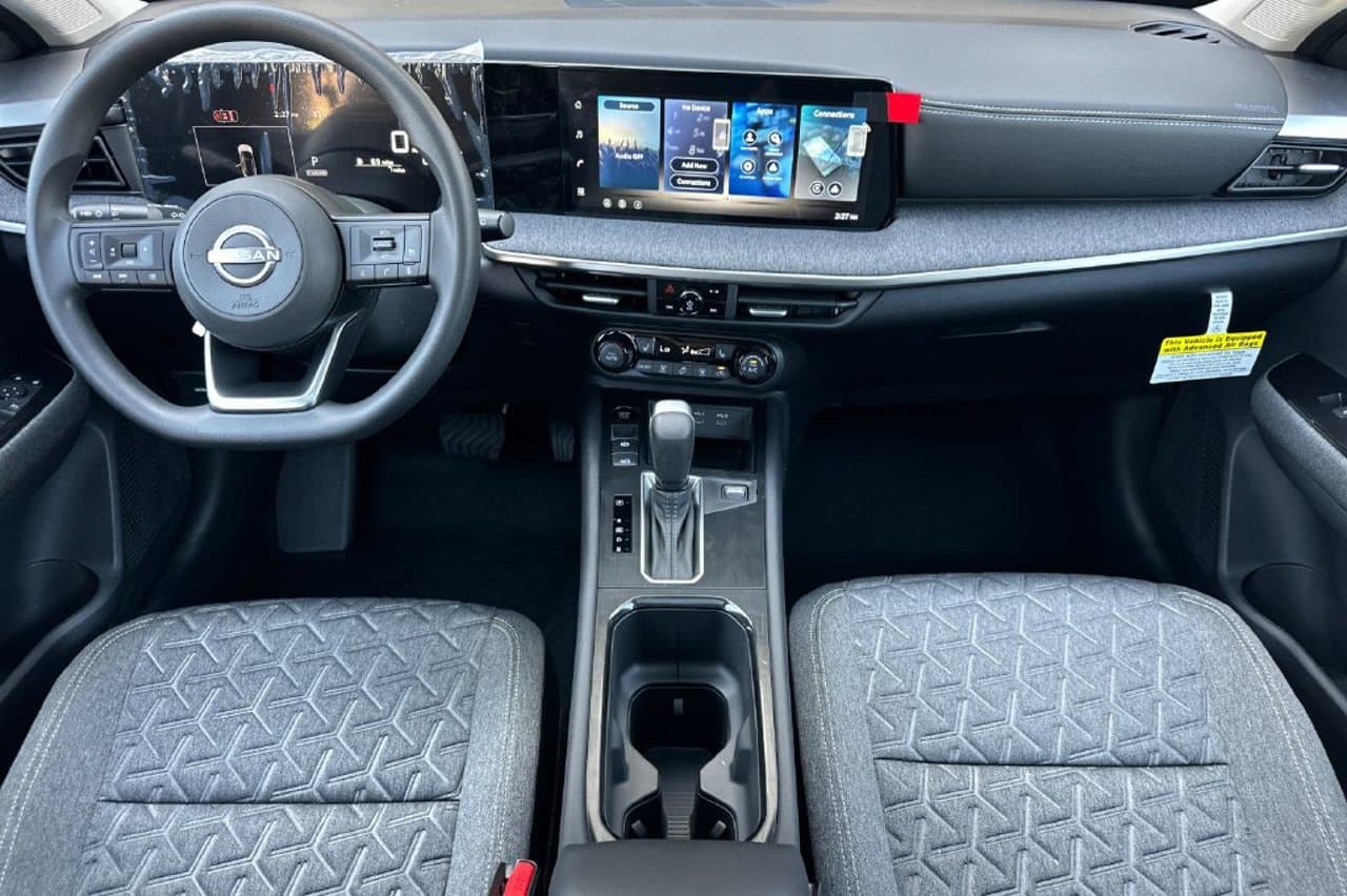 2027 Nissan Kicks SV 10