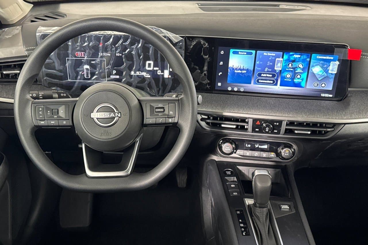 2027 Nissan Kicks SV 11