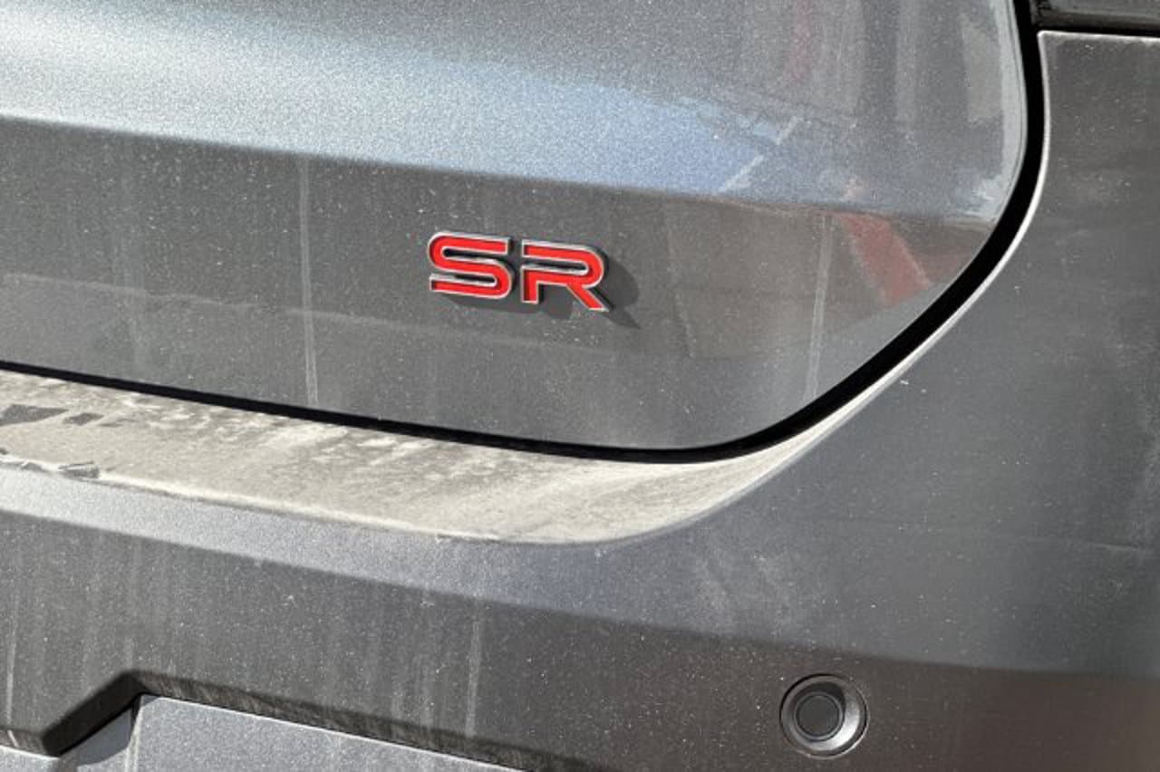 2026 Nissan Kicks SR 23