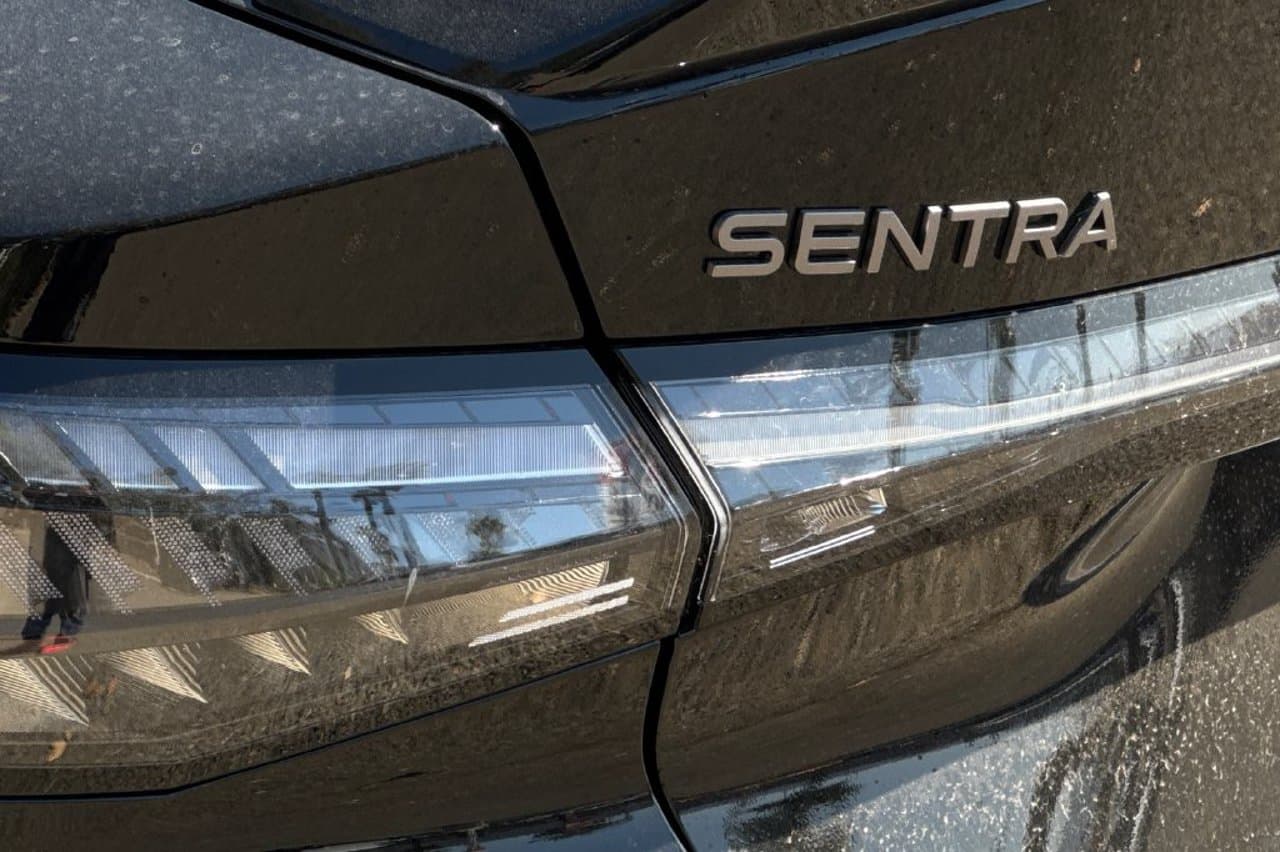2027 Nissan Sentra SR 22