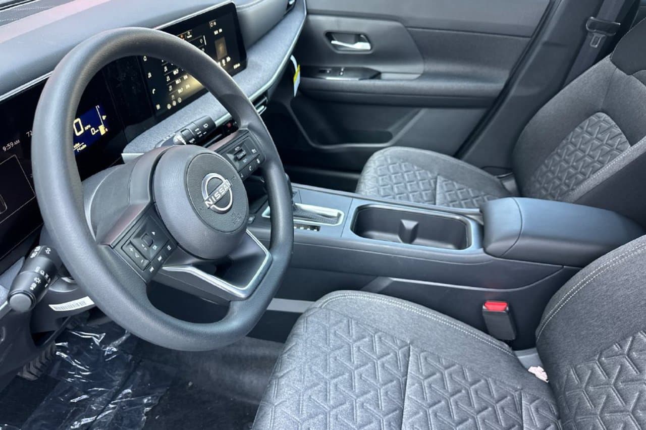 2026 Nissan Kicks SV 7