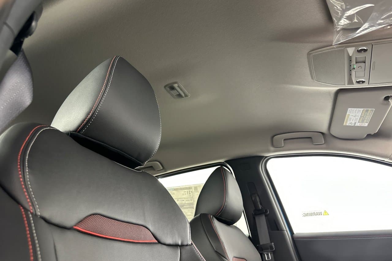 2026 Nissan Kicks SR 14