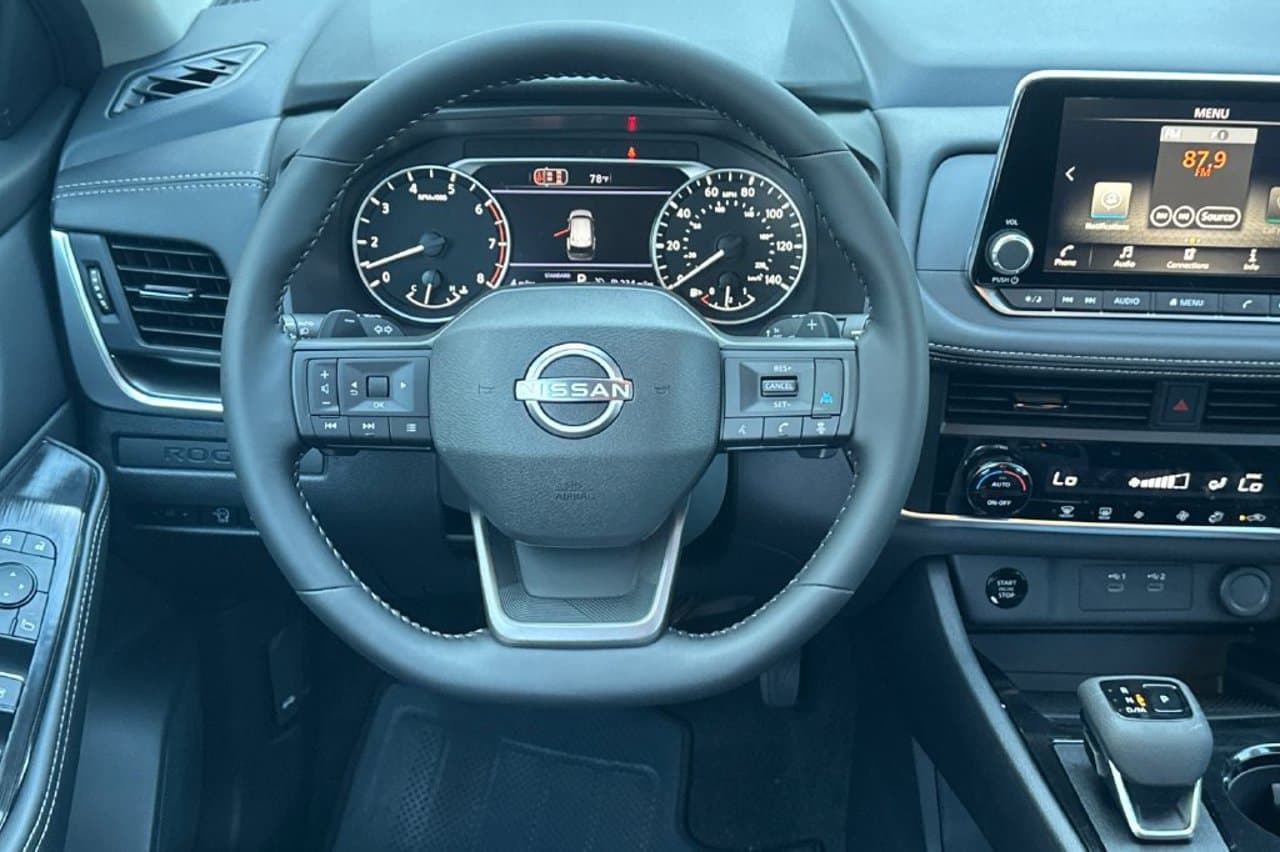 2026 Nissan Rogue SV 12