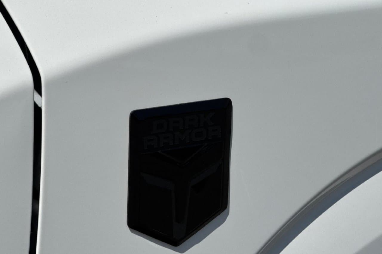 2026 Nissan Frontier SV 21