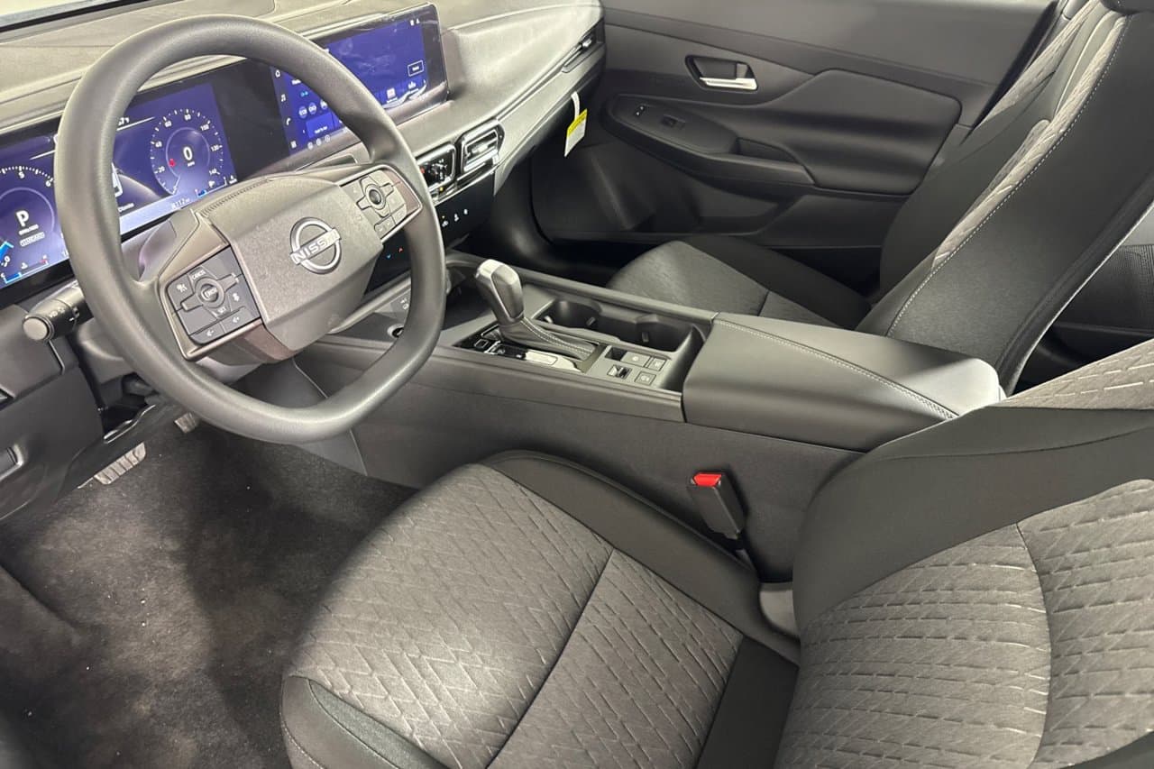 2027 Nissan Sentra SV 7