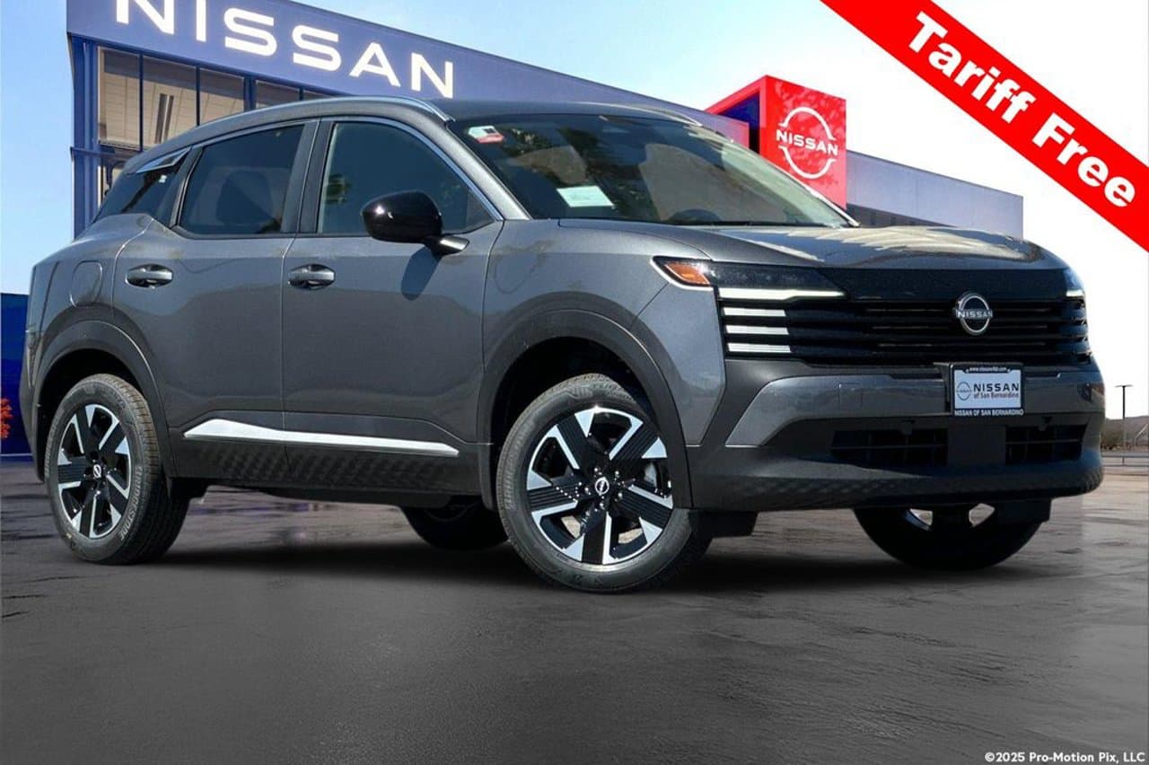 2027 Nissan Kicks SV 1