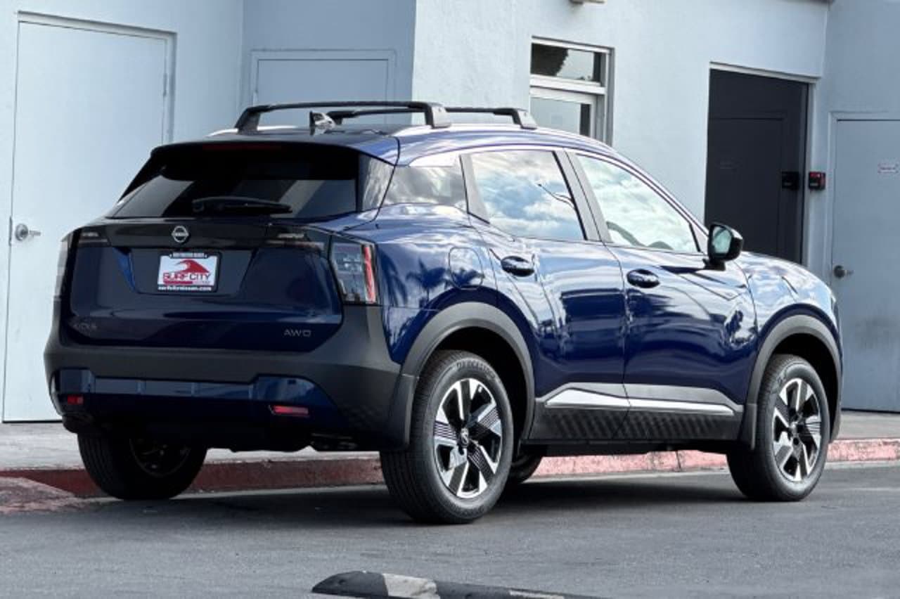 2027 Nissan Kicks SV 3