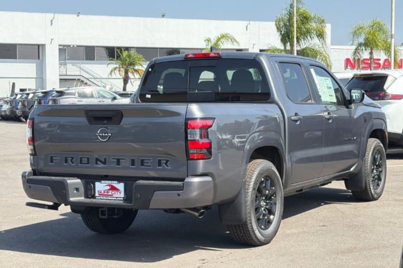 2027 Nissan Frontier SV 3