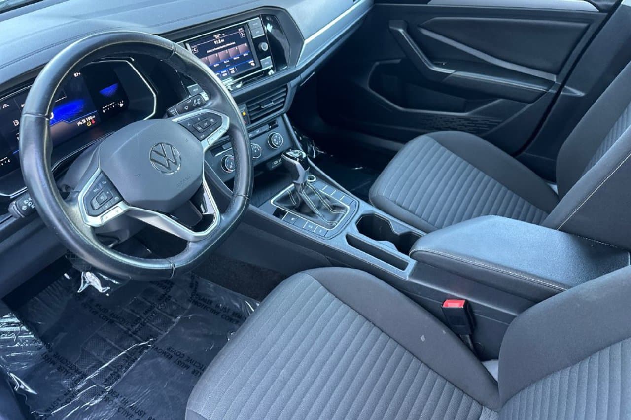 2024 Volkswagen Jetta S 8