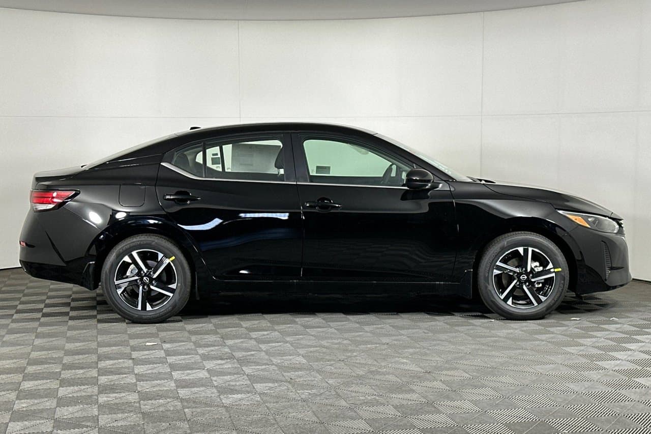 2025 Nissan Sentra SV 2