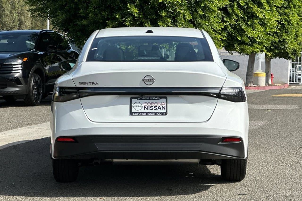 2027 Nissan Sentra SV 5
