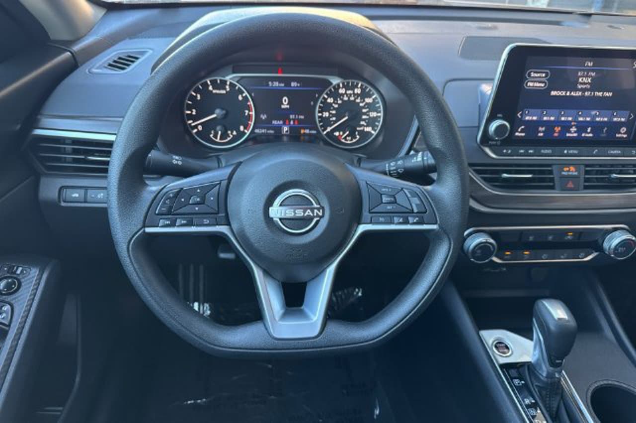 2025 Nissan Altima SV 12