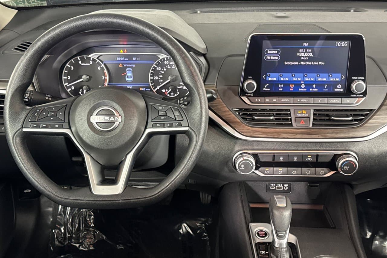 2025 Nissan Altima SV 11