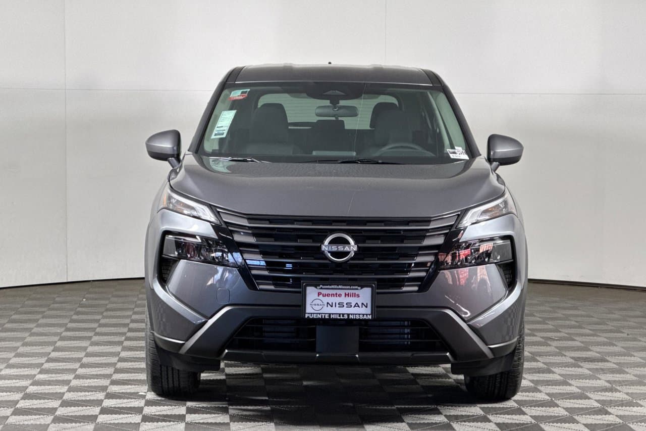 2026 Nissan Rogue SV 6