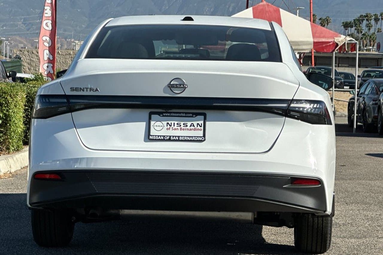 2027 Nissan Sentra S 4