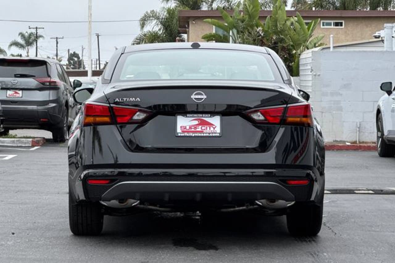 2026 Nissan Altima SV 4