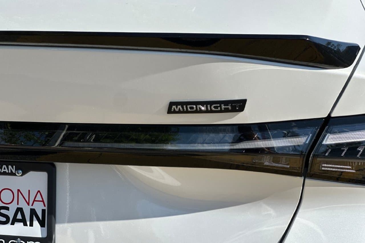 2027 Nissan Sentra SR 22