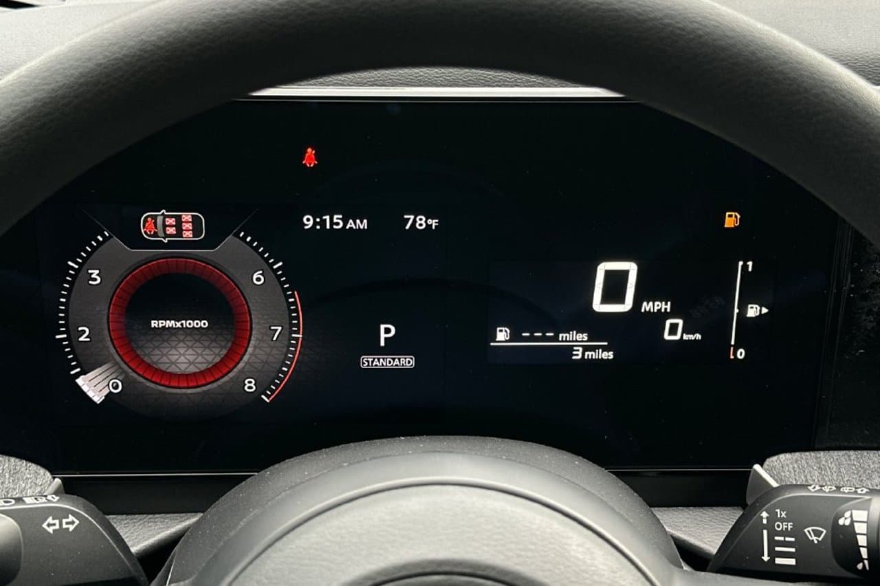 2027 Nissan Kicks SV 21