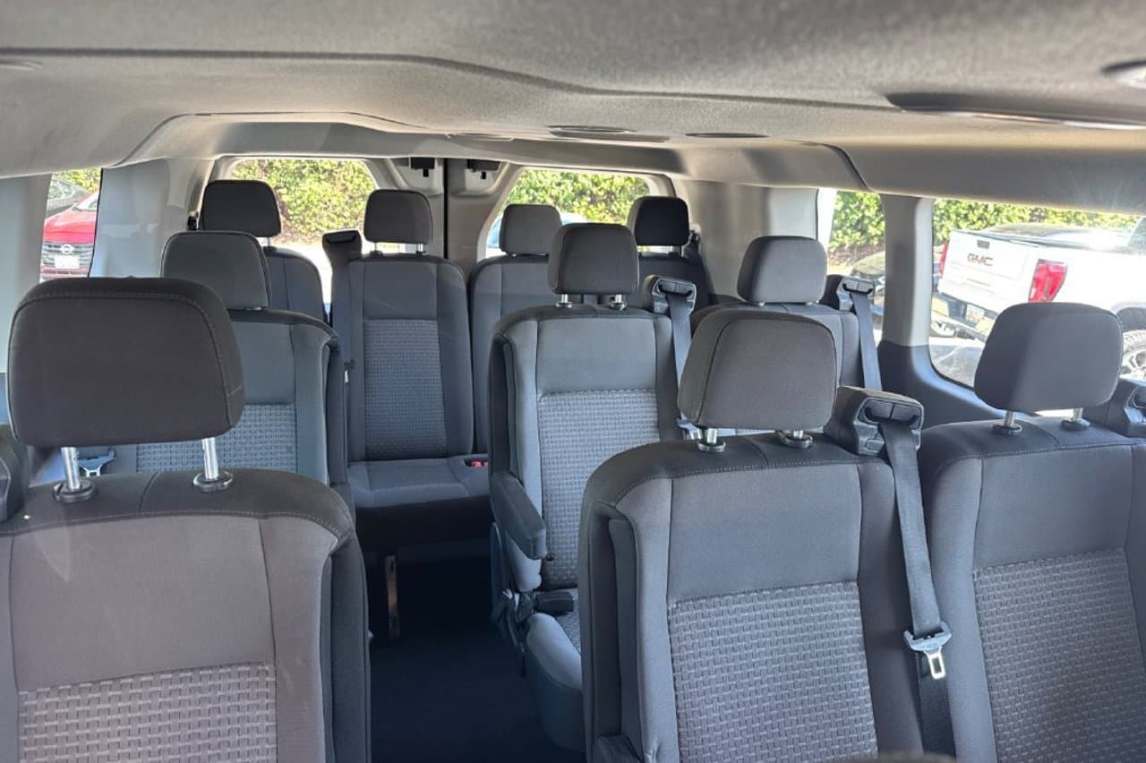 2024 Ford Transit Passenger Wagon XLT 13