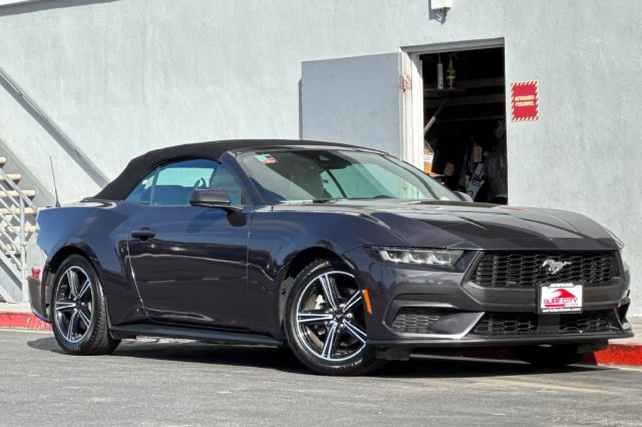 2024 Ford Mustang EcoBoost Premium 8