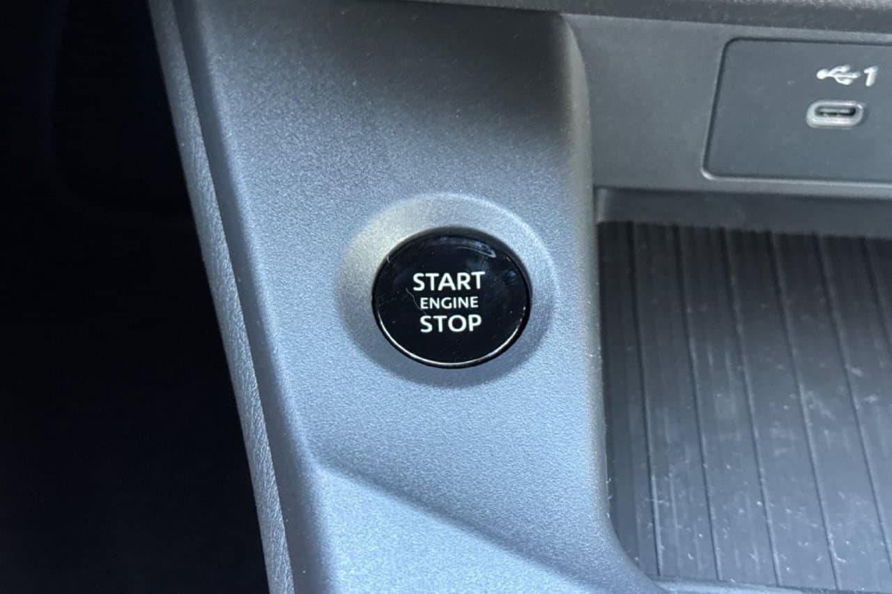 2027 Nissan Sentra SV 18