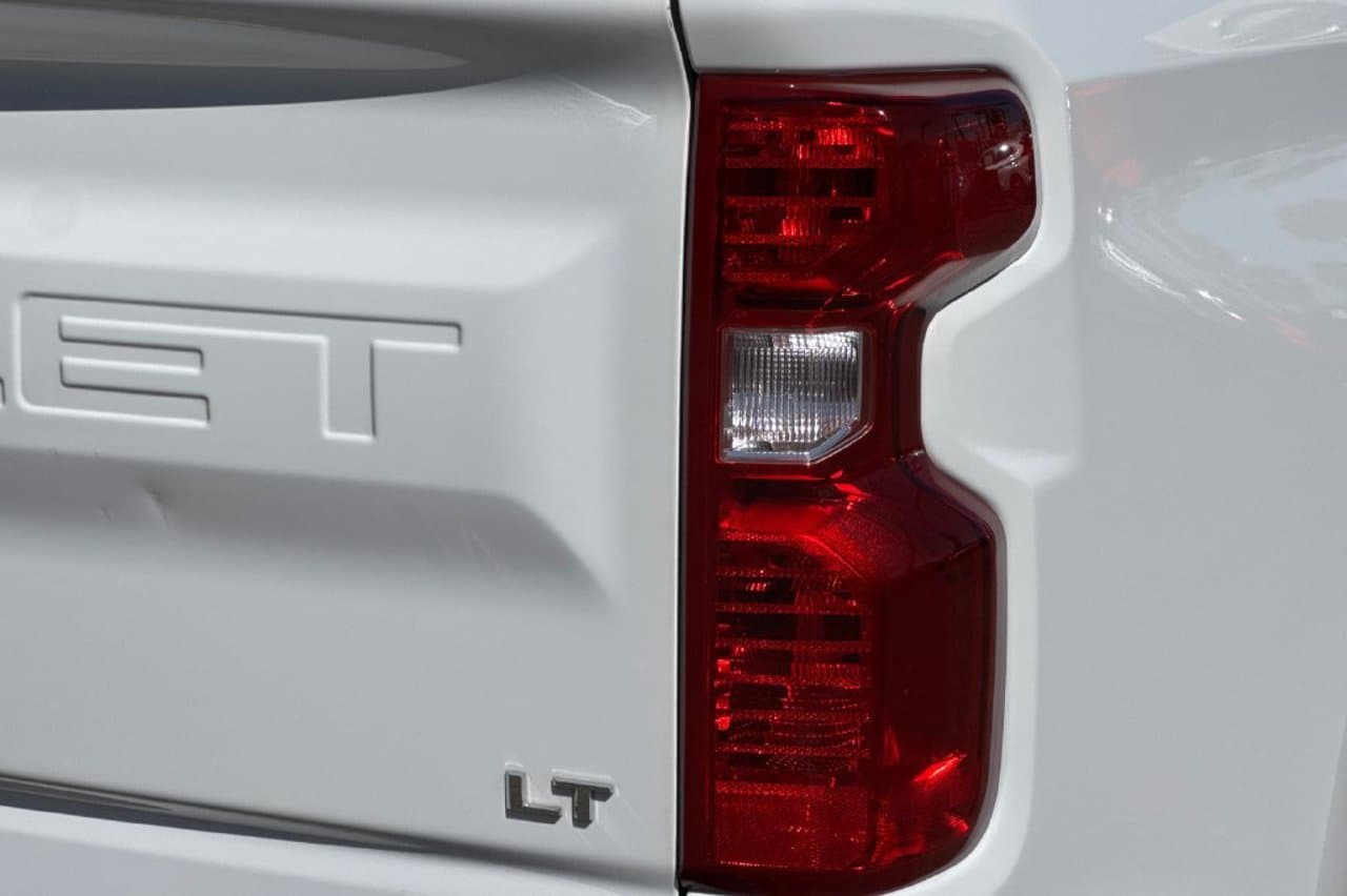 2025 Chevrolet Silverado 1500 LT 23