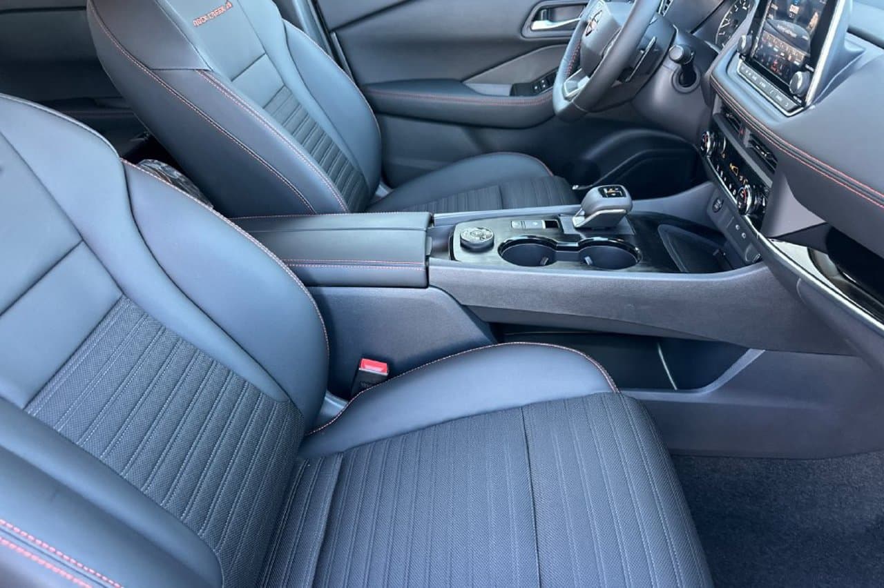 2026 Nissan Rogue Rock Creek 13