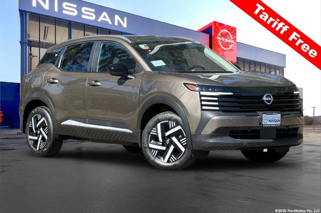 2027 Nissan Kicks SV 1