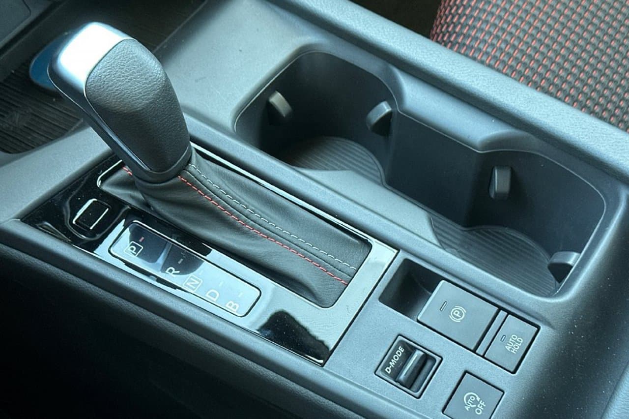 2027 Nissan Sentra SR 17