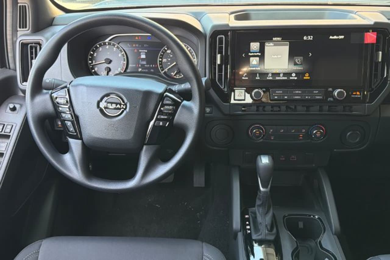 2027 Nissan Frontier SV 11