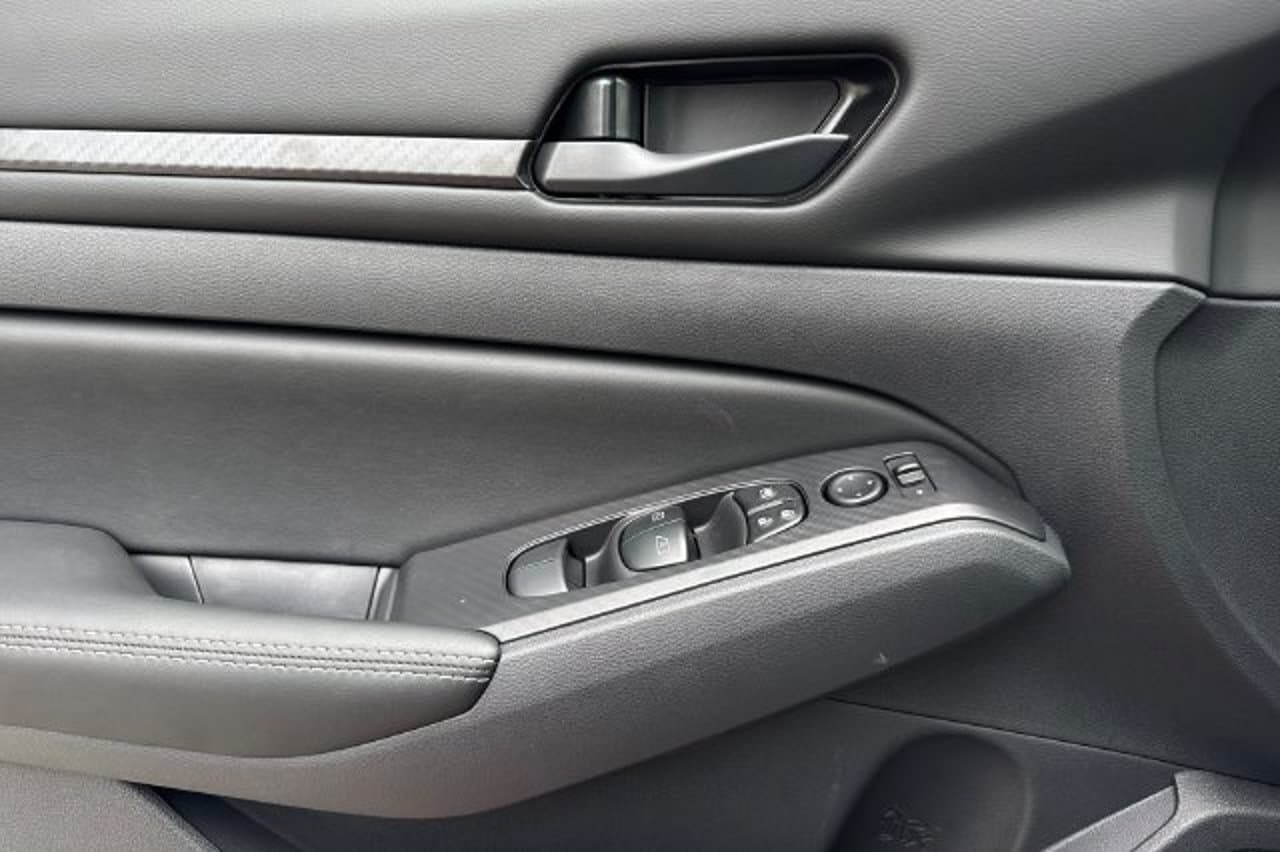 2026 Nissan Altima SV 8