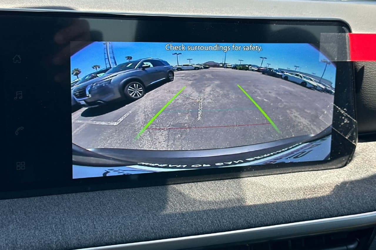 2026 Nissan Kicks SV 16