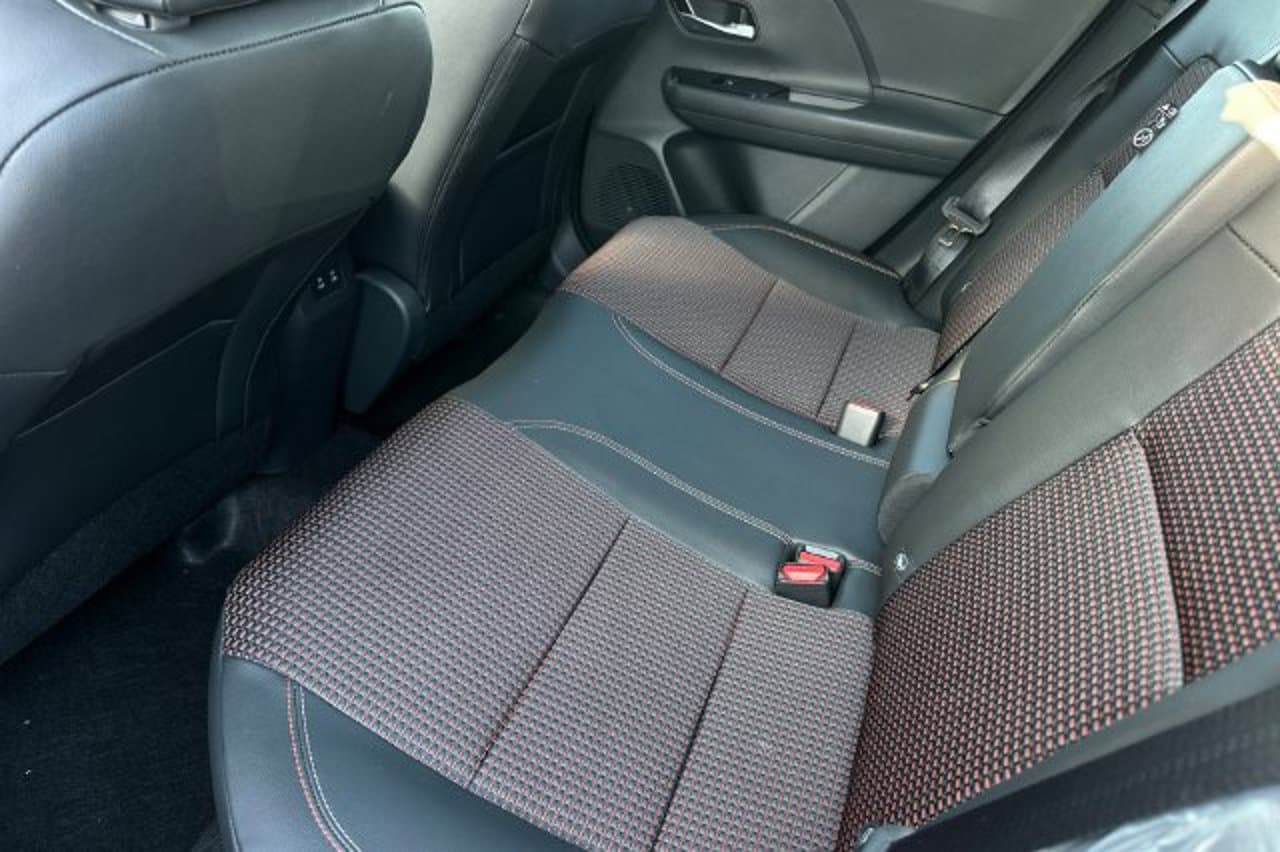 2026 Nissan Kicks SR 9