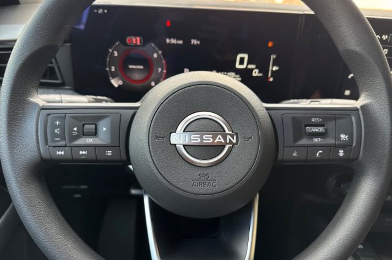 2027 Nissan Kicks SV 20