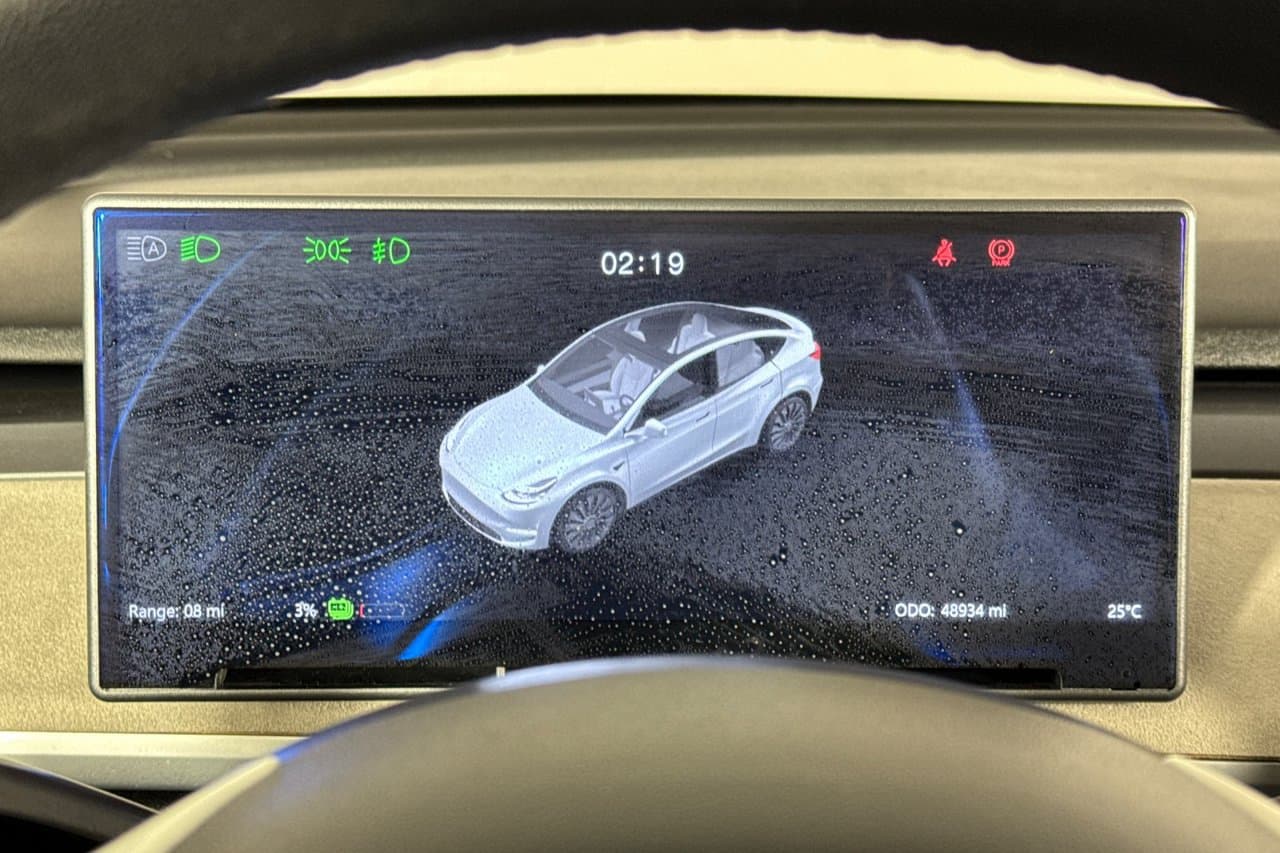 2022 Tesla Model Y Long Range 22