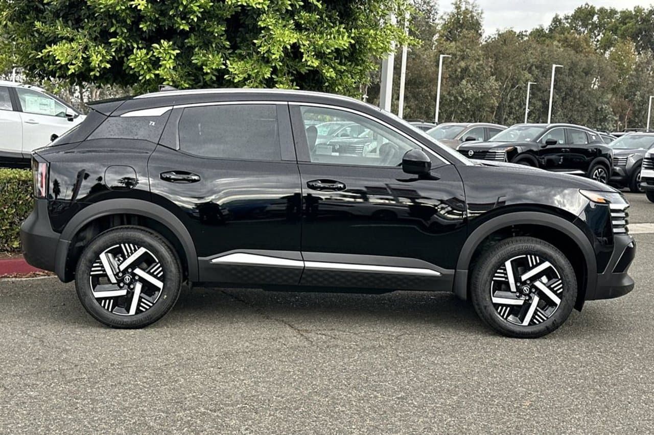 2027 Nissan Kicks SV 3