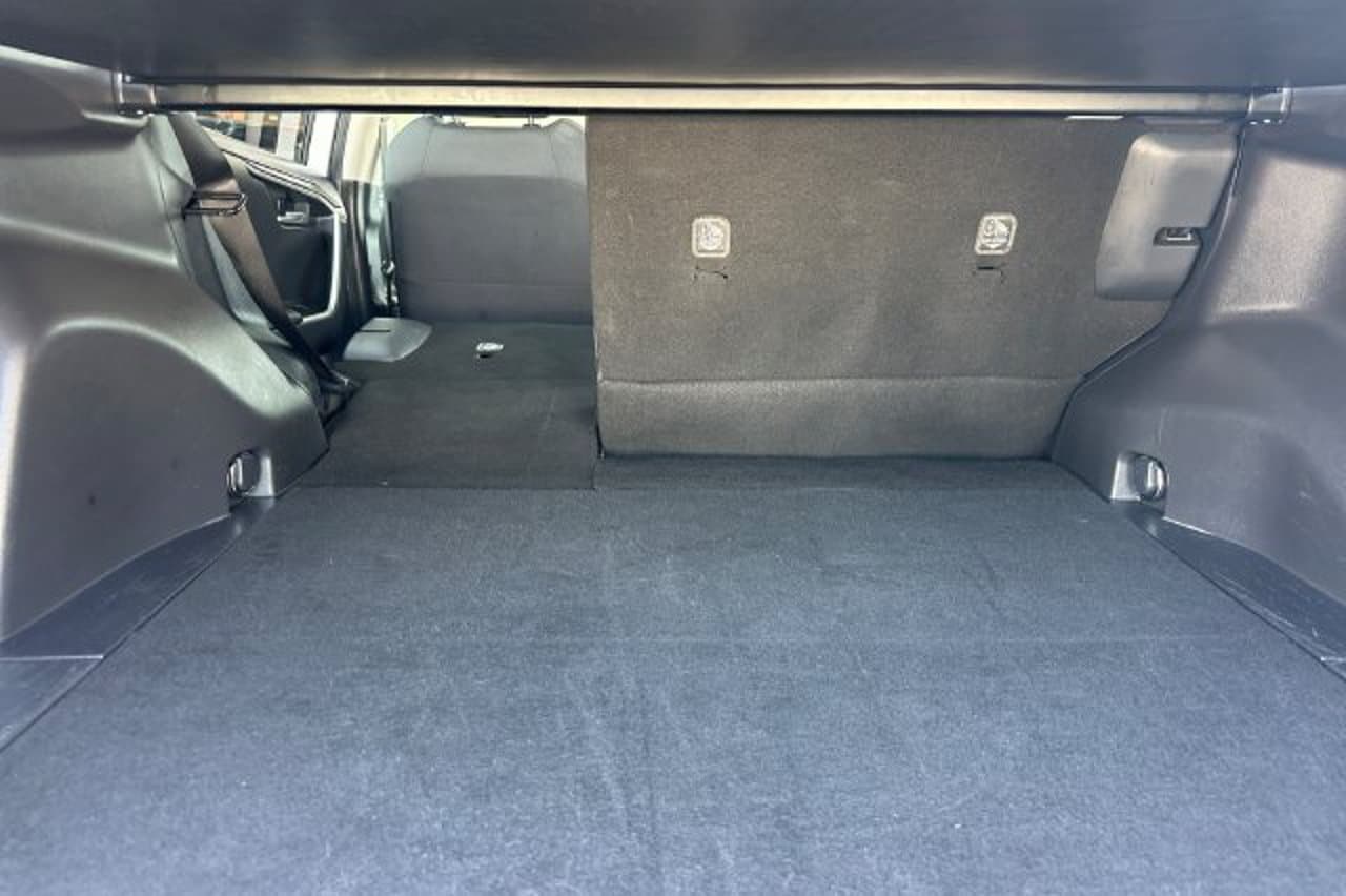 2024 Toyota RAV4 XLE 13