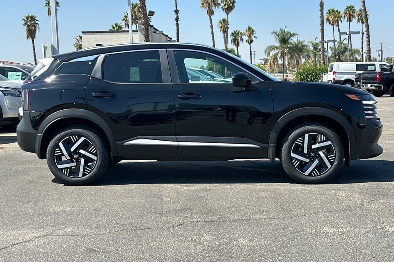 2026 Nissan Kicks SV 2