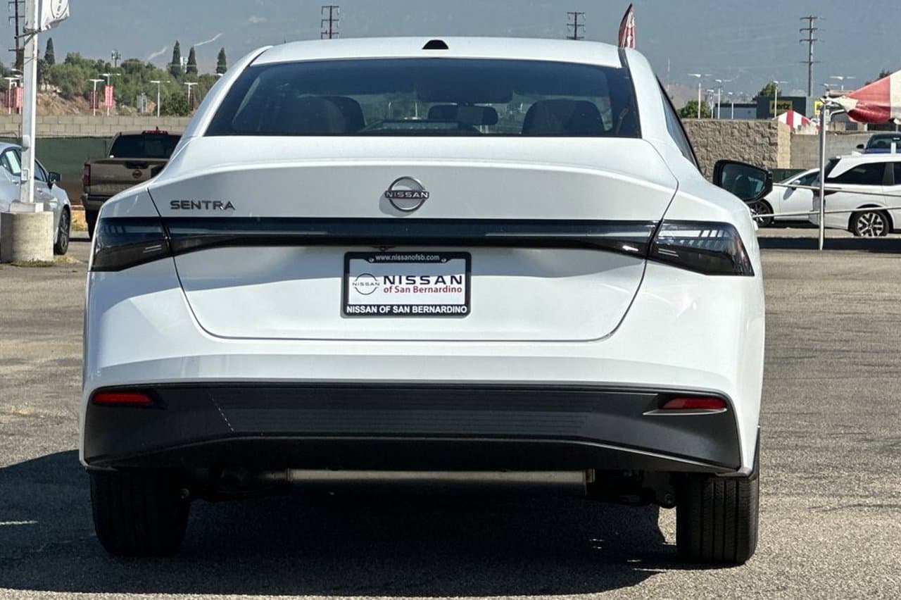2027 Nissan Sentra SV 4