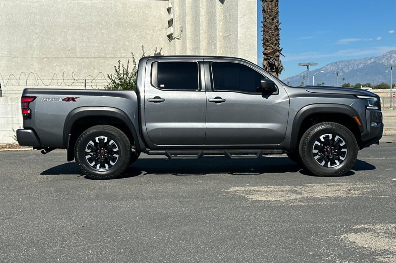 2023 Nissan Frontier PRO-4X 2