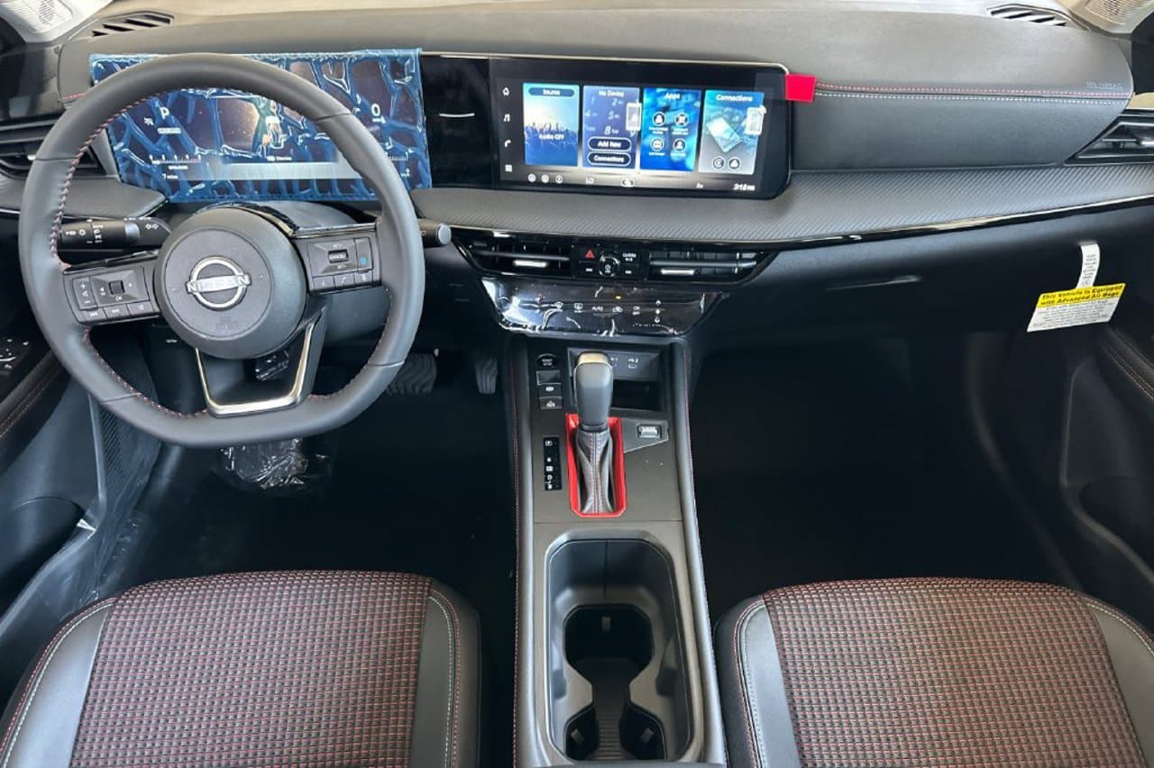 2026 Nissan Kicks SR 10