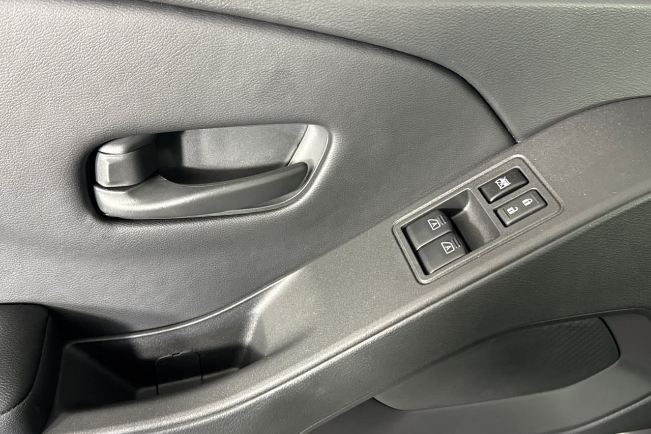 2026 Nissan Frontier S 8