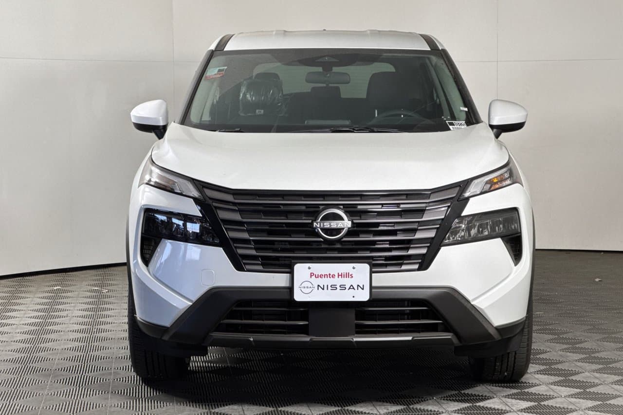 2026 Nissan Rogue SV 6