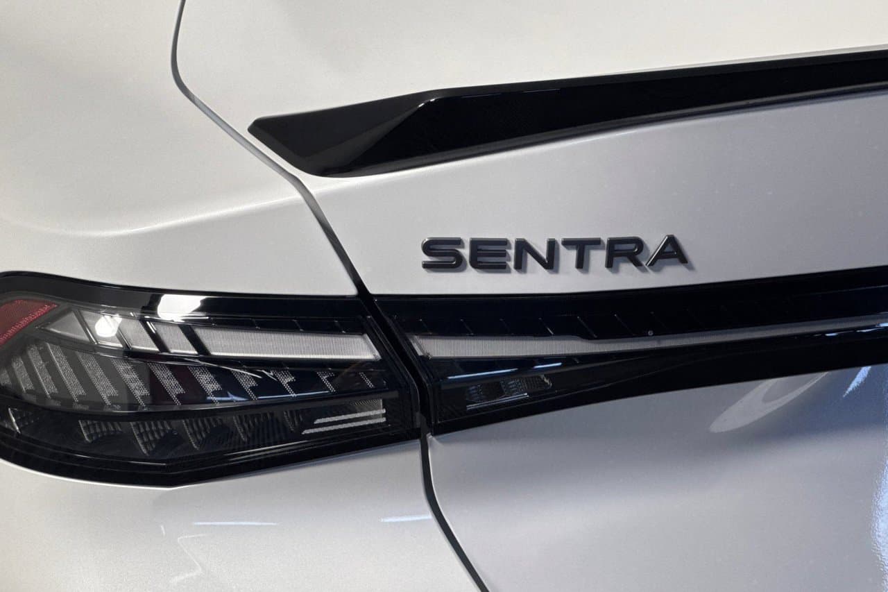 2027 Nissan Sentra SR 22
