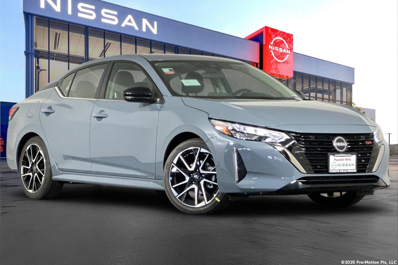 2025 Nissan Sentra SR 1