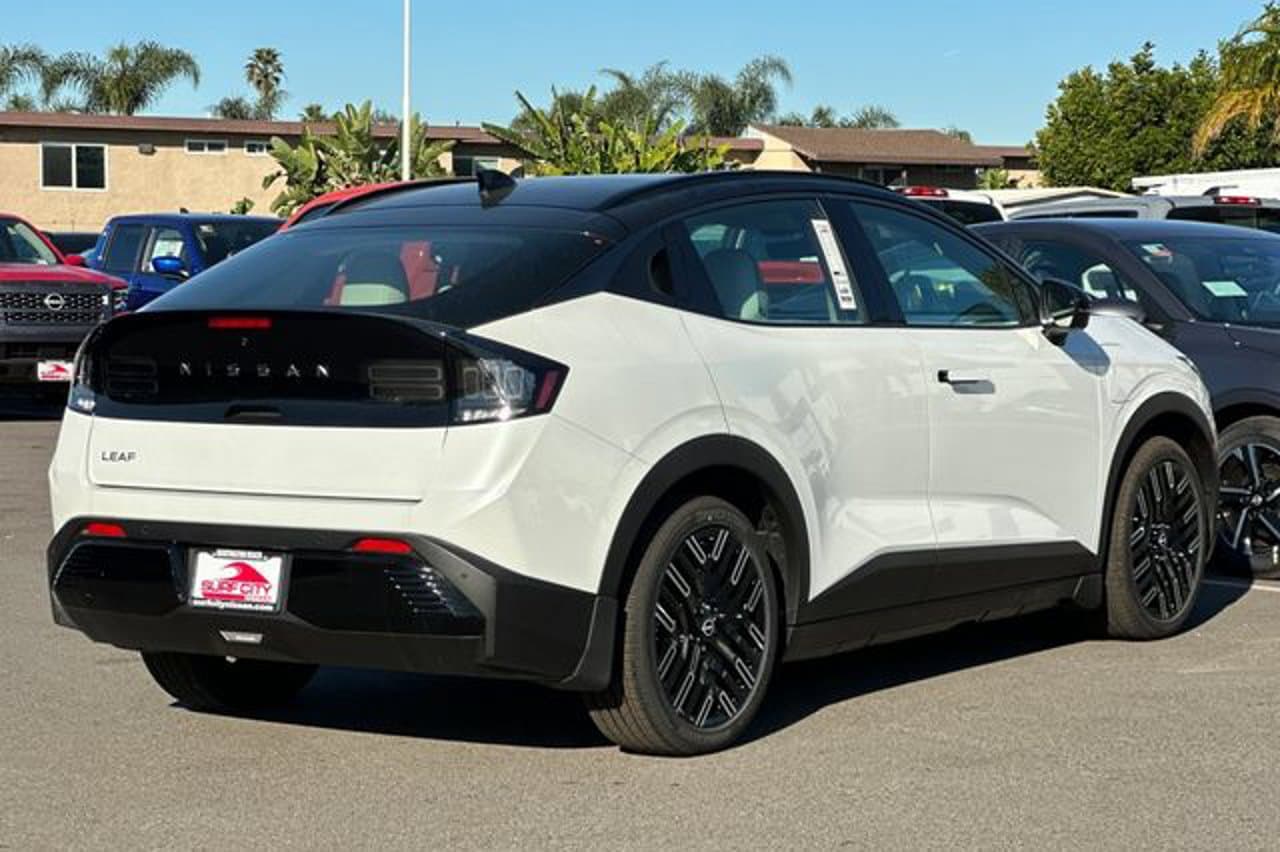 2026 Nissan LEAF PLATINUM+ 3