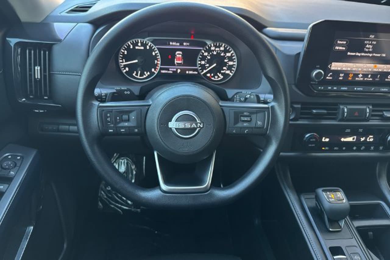 2024 Nissan Pathfinder S 12