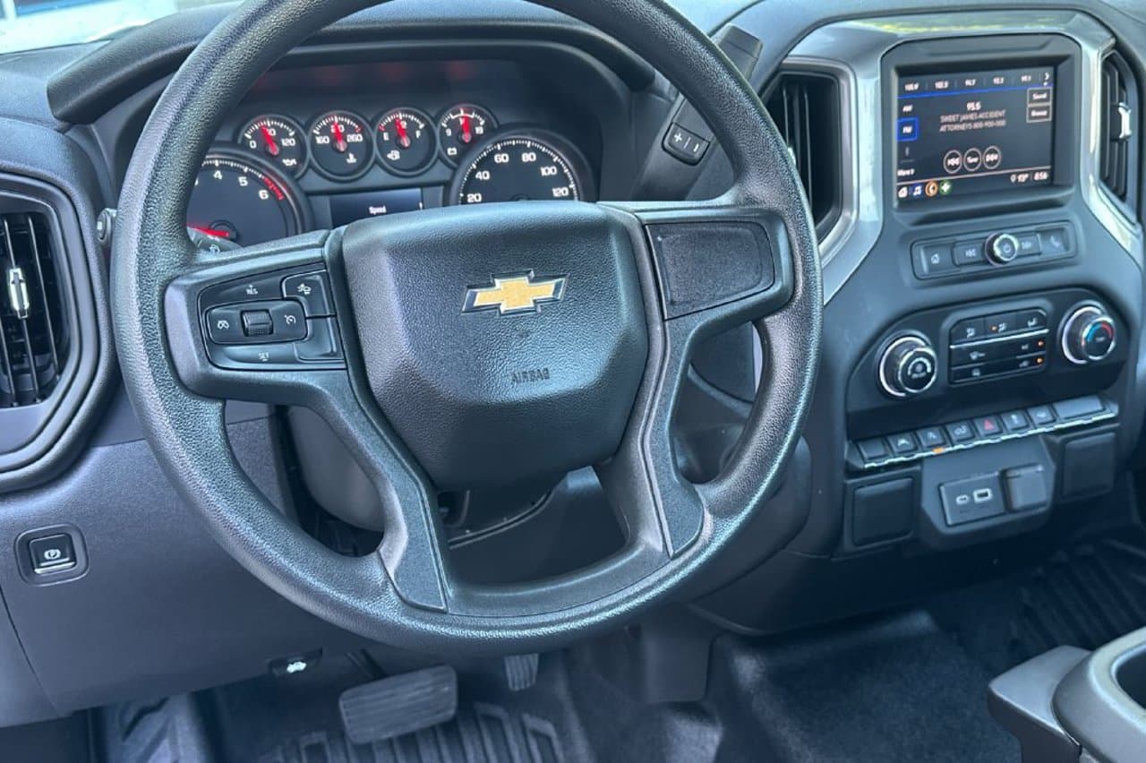 2025 Chevrolet Silverado 1500 Work Truck 11